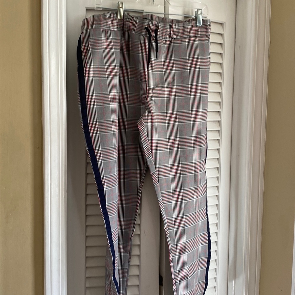 Mens black white and red checkered trouser joggers